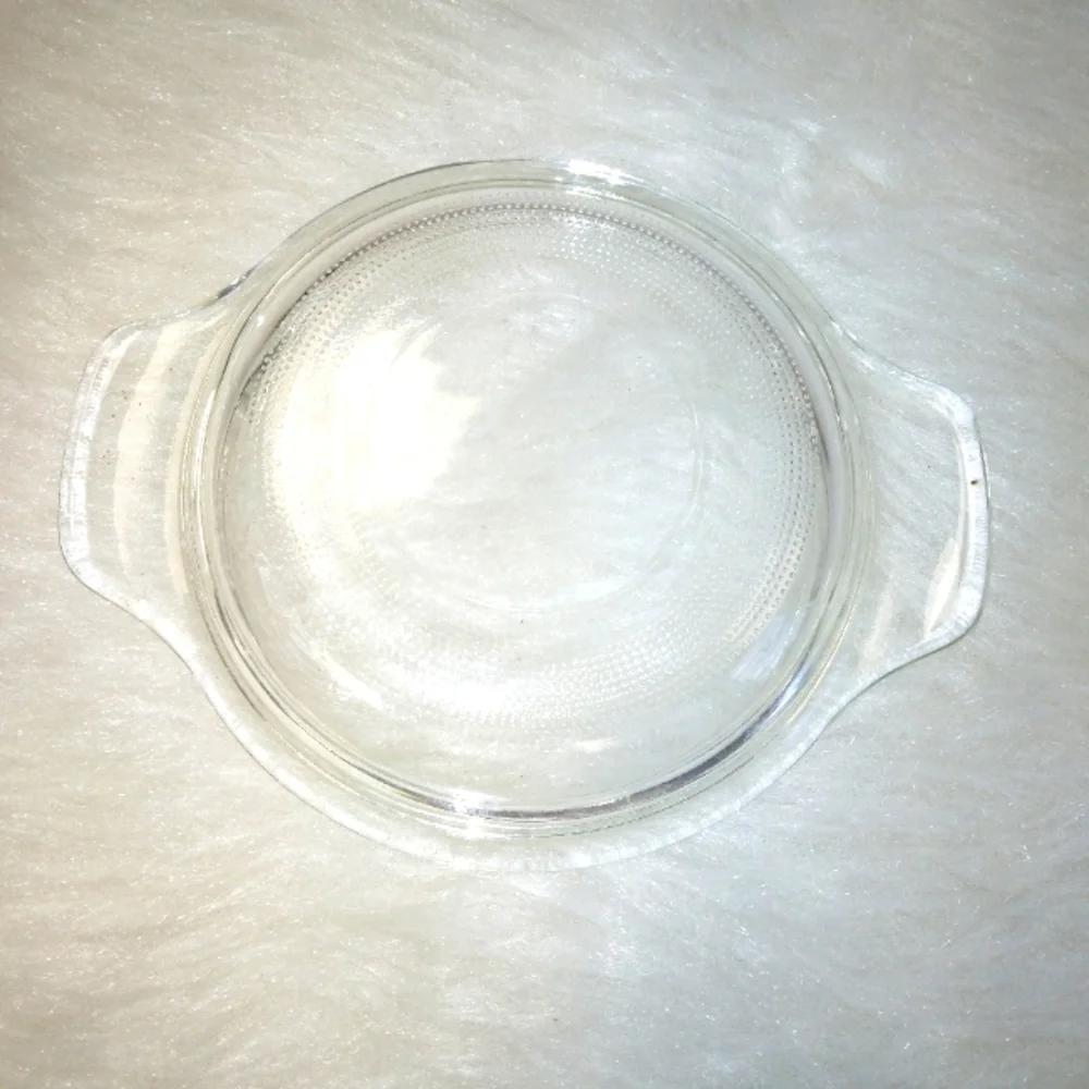 Small, replacement, casserole lid with tab handles